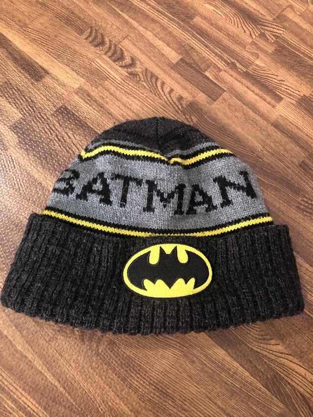 BATMAN DC Comics Gray/Black Beanie Hat Rolled One Size