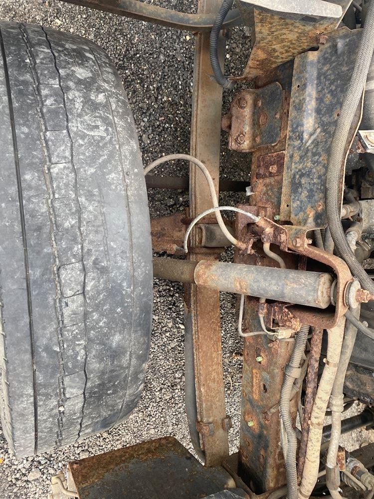 Front Leaf & Springs N/A Used P-12211