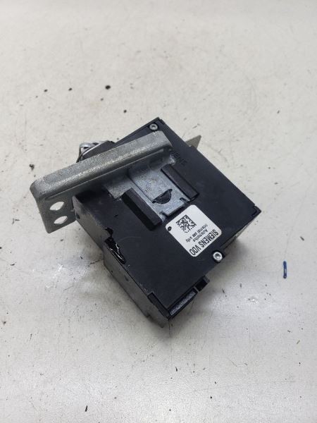 2007 INFINITI G35 Ignition Switch Start Stop Button OEM