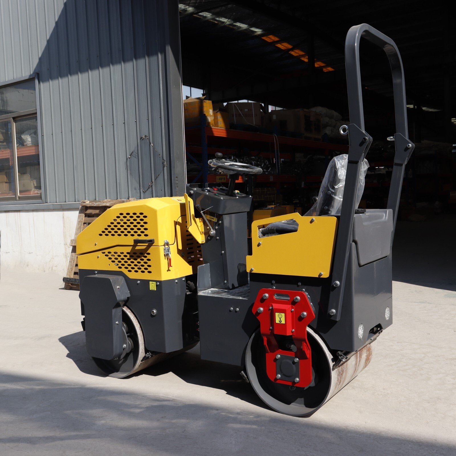 Gasoline Engine Soil Asphalt Double Drum 1ton Roller Road Roller Compactor