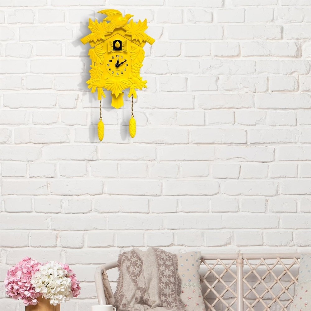 Stylish Cuckoo Clock with Mechanical Movement & Adjustable Volume - Indoor Decor