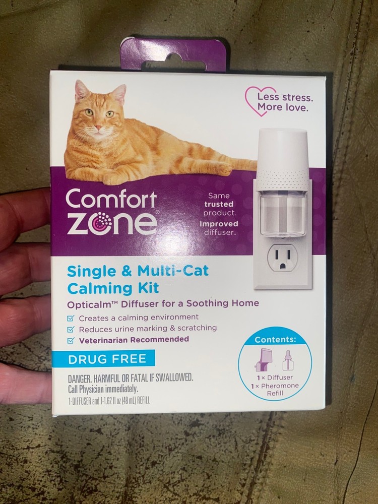 Comfort Zone Single & Multi-Cat Calming Kit. 2 Plug In & 2 Phermone Refils