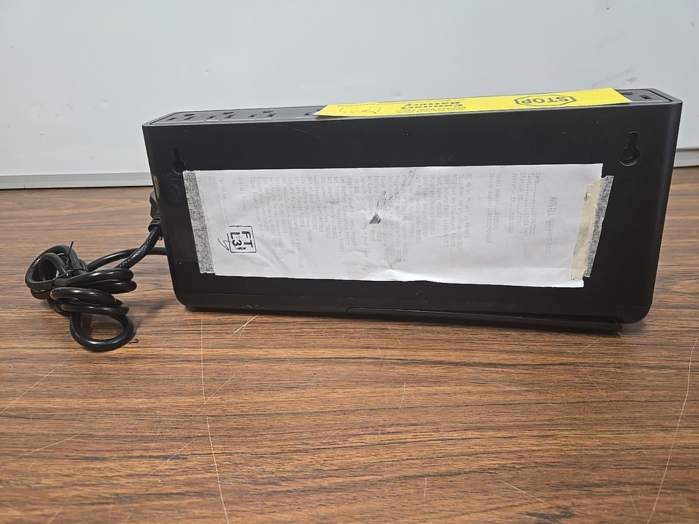 APC BE850G2 Smart-Ups Battery Backup System