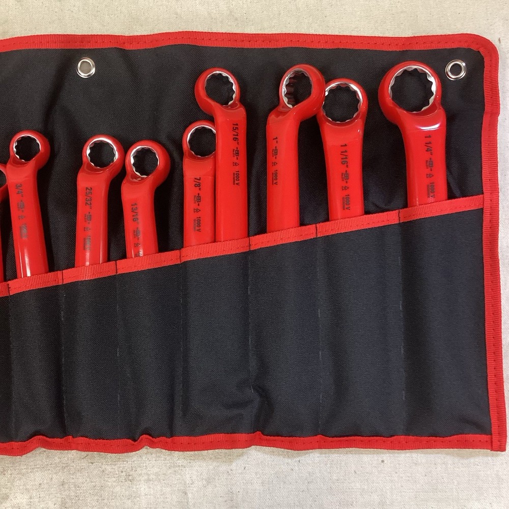 WIHA 32801 Master Tool Set Insulated 111Pcs Rolling Tool Case