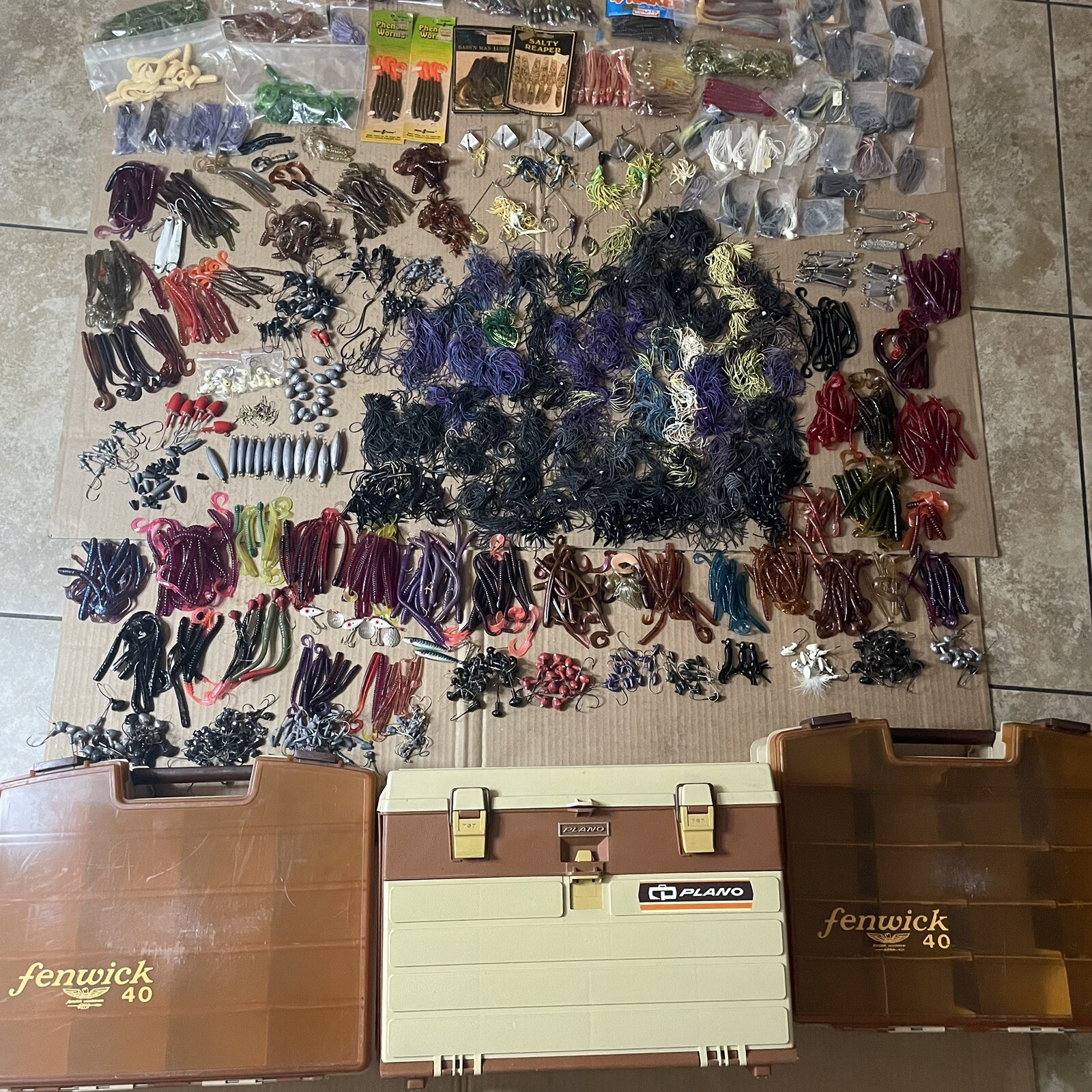 Vintage Fishing Lot Jig Heads Spoons 3 Tackle Boxes Plano Fenwick 100s Of Pcs