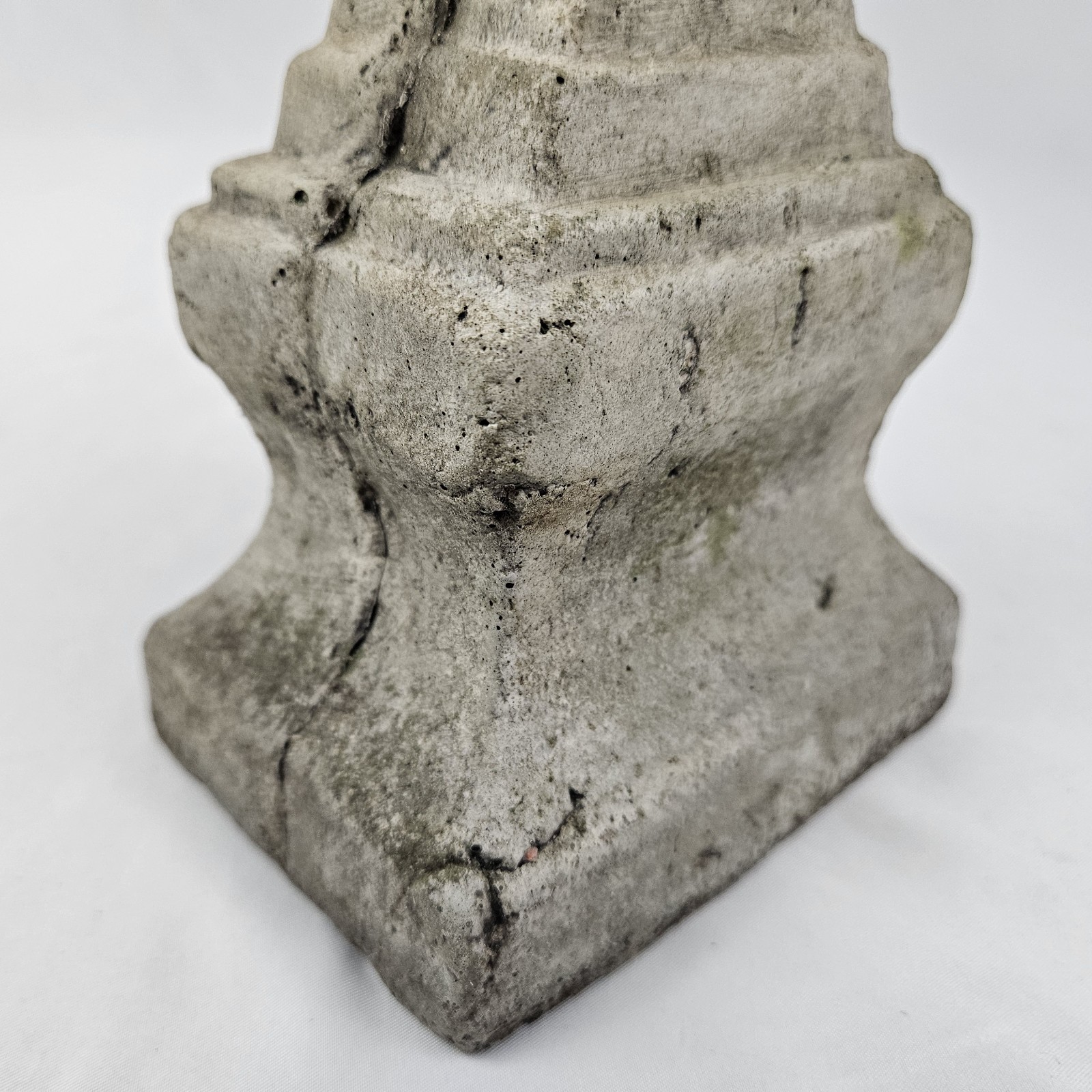 Vintage Concrete Garden Spear Finial Statue Obelisk Decor