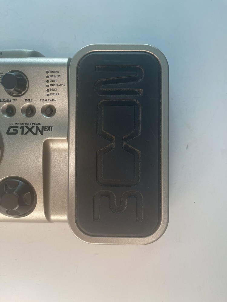 Zoom G1XNext Guitar Multi Effects Processor Expression Pedal