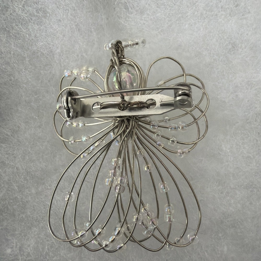 Angle Pin Silver Pearl Beads