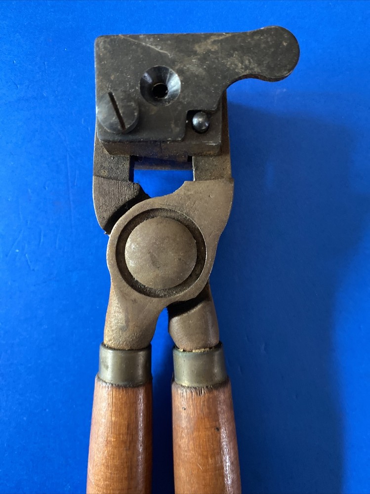 Vintage IDEAL Reloading Tool Bullet Mold.