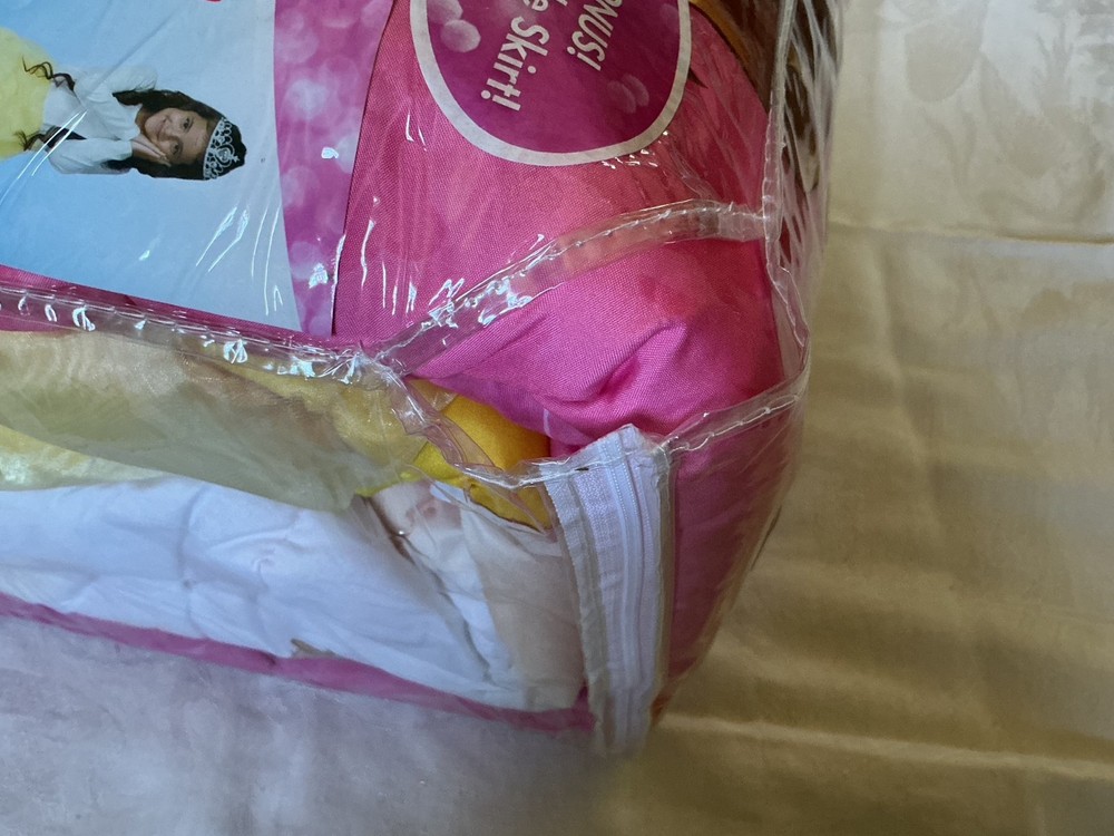 Disney BELLE COMFORTER - Twin size