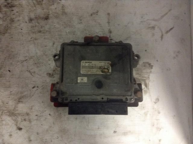 Kenworth T660 Electronic DPF Control Module - Used | P/N 0281020196
