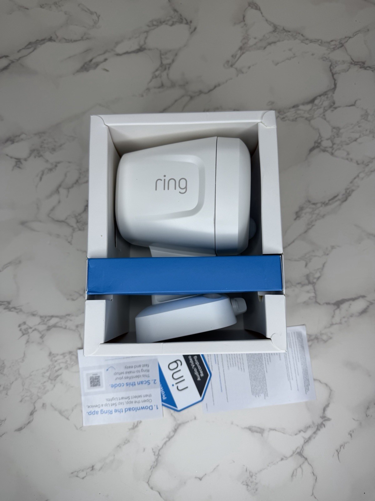 Ring Smart Lighting Battery-Powered 400-Lumen LED Smart Spotlight, White