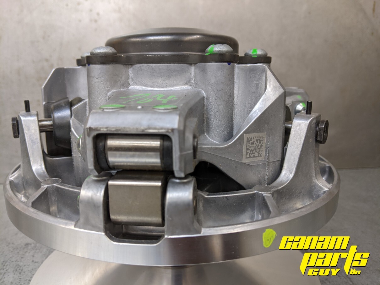 OEM BRP Can Am Maverick X3 P Drive P-DRIVE Pulley Primary Clutch 420686870