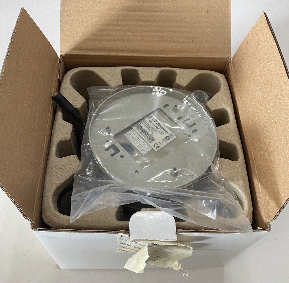 GE Dome Camera/Security Camera GEC-DRE-VA3 New / Open Box
