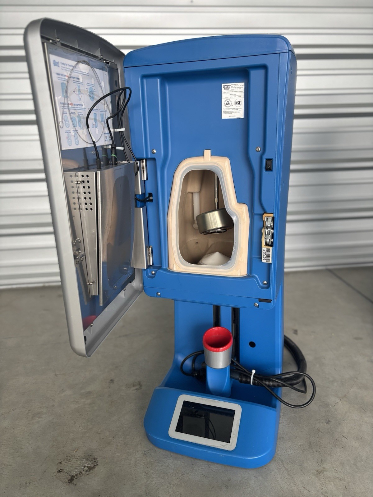 F’Real Blender FRLB6 In Excellent Condition (4) Available