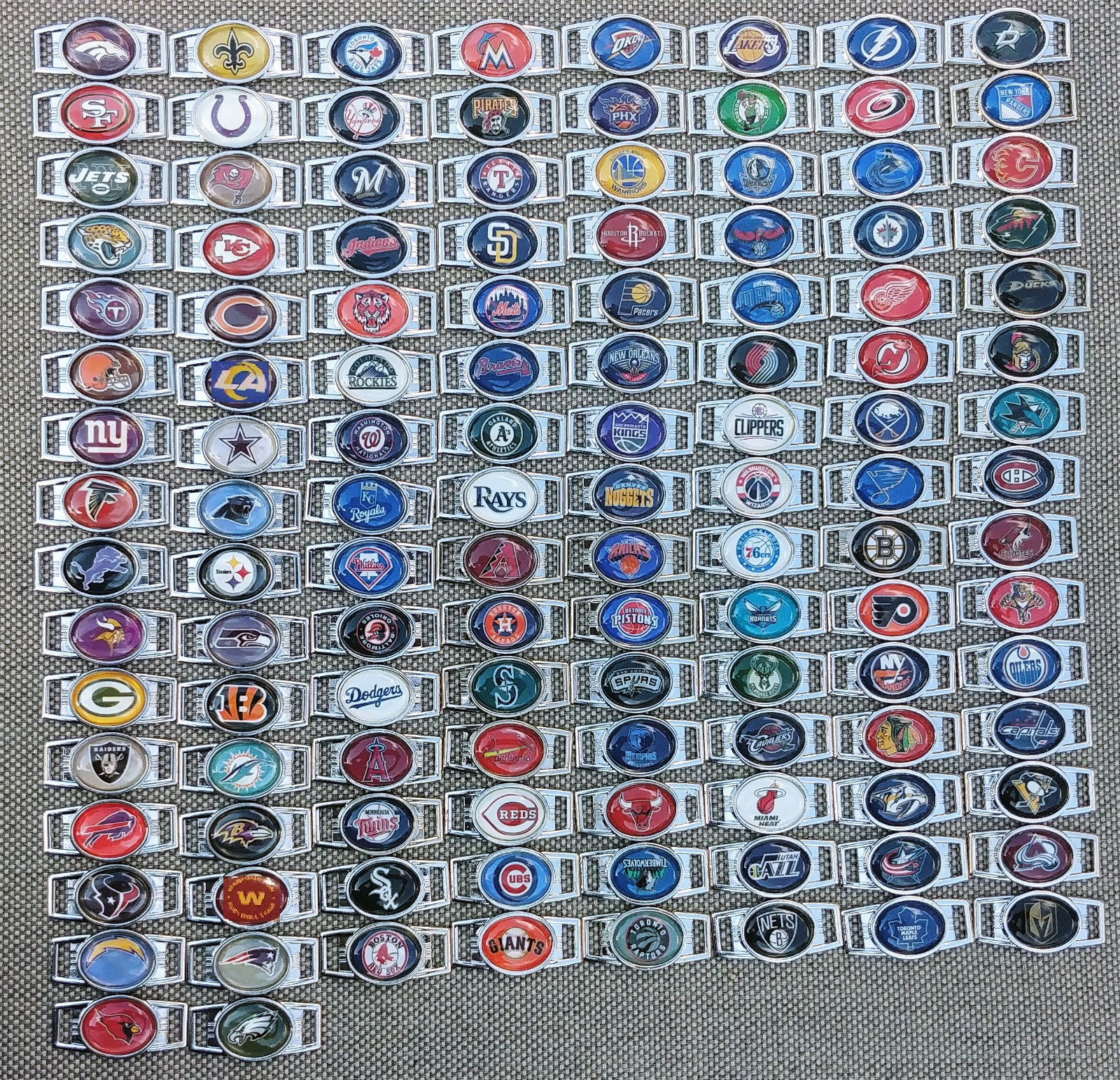 NFL, MLB, NHL, & NBA Oval/ Rounded Rectangular Charms For Shoelaces or Paracord