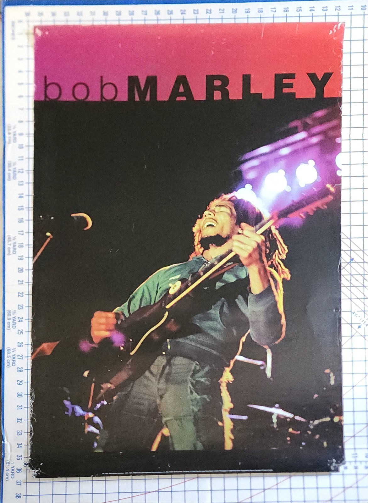 Poster 1998 Bob Marley Playing guitar on Stage Original Vintage