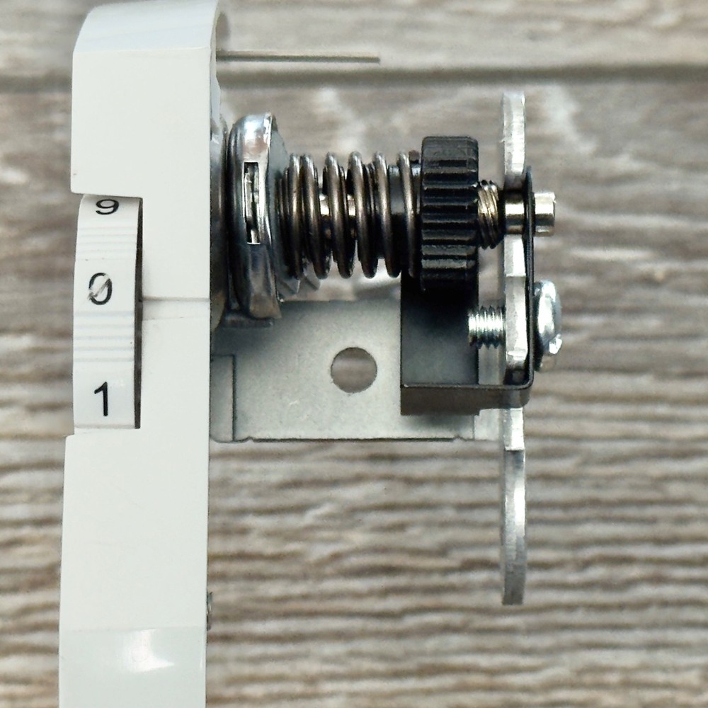 OEM Singer Brilliance 6180 Sewing Machine Thread Tensioner Guide Assembly