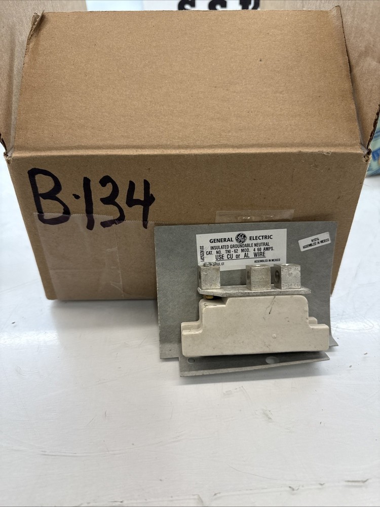 GE TNI62 600V 60A Insulated Groundable Neutral Lug Kit
