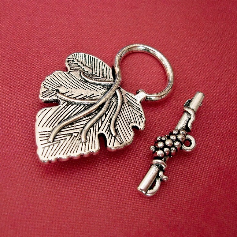 Toggle Clasps Leaf Shape Antique Silver Color-3 Sets.