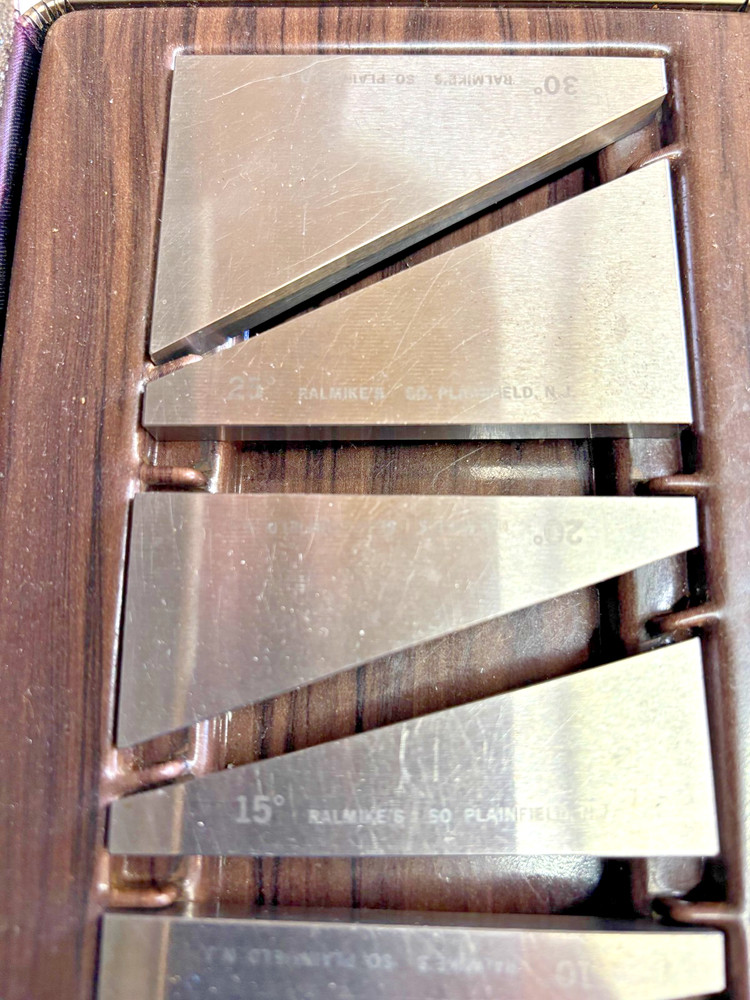 RALMIKES 075-1 ANGLE GAGE BLOCK SET