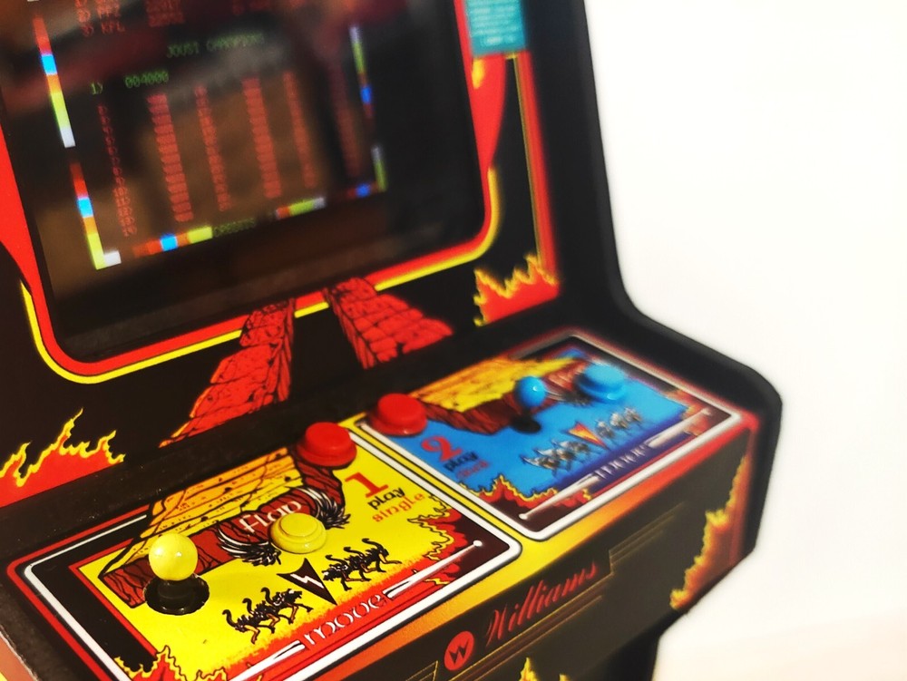 Joust 1/6 scale mini working arcade cabinet (Playscale, New Wave Toys).