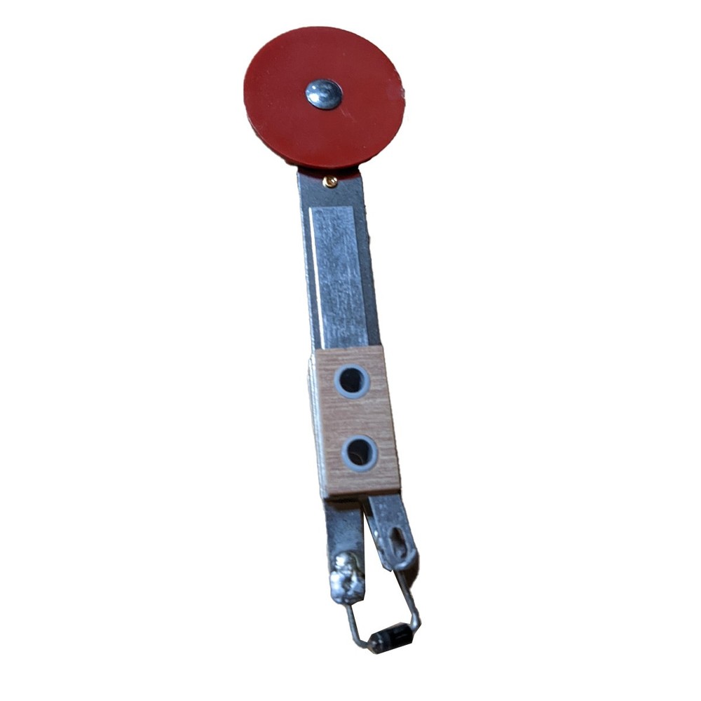Williams/Bally Pinball Round Red Front Mount Stand Up Target