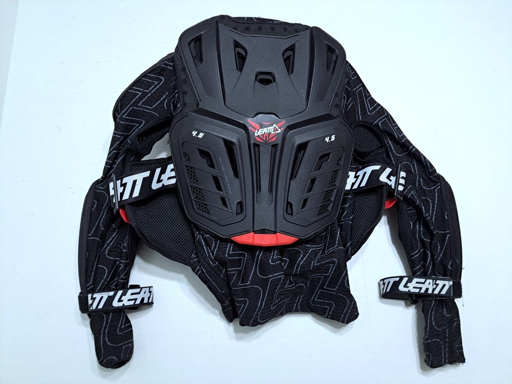 Leatt Body Chest Protector 4.5 Black Junior Size S/M