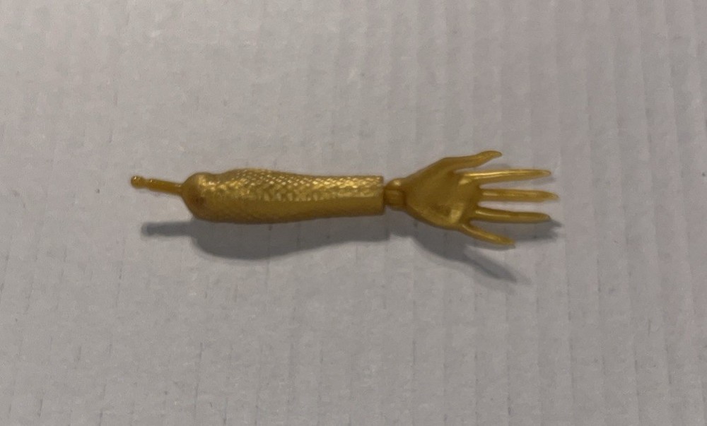 Monster High Jinafire Long LEFT Forearm & Hand