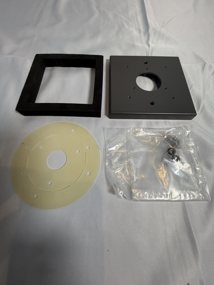 Luma Bullet Camera Flush Mount - Gray