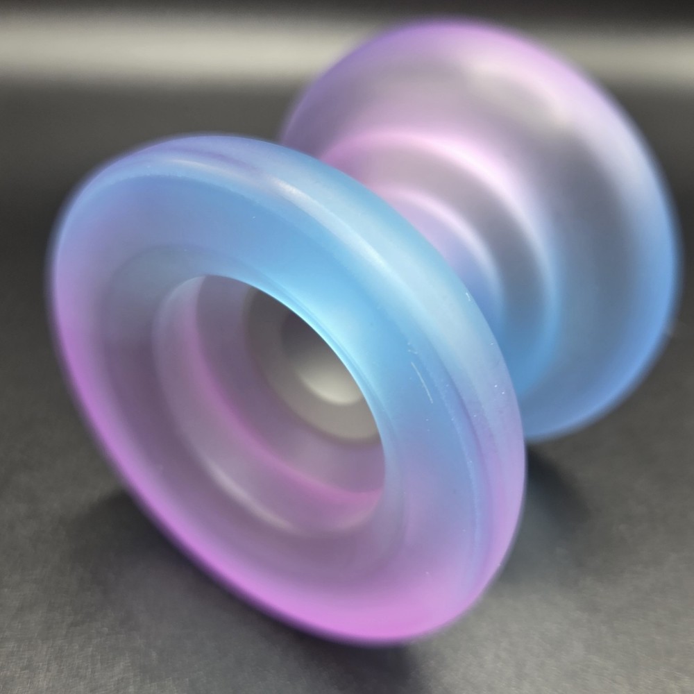 Magic Yo-Yo H01 Cloud Unresponsive Polycarbonate Finger Spin Yo-Yo