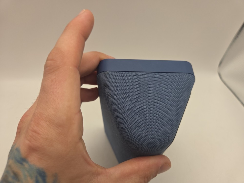 Amazon Echo Show 5 (2nd Gen) Smart Display Speaker, Blue, Model C76N8S NO CABLE