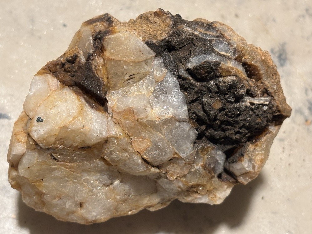 quartz gold ore
