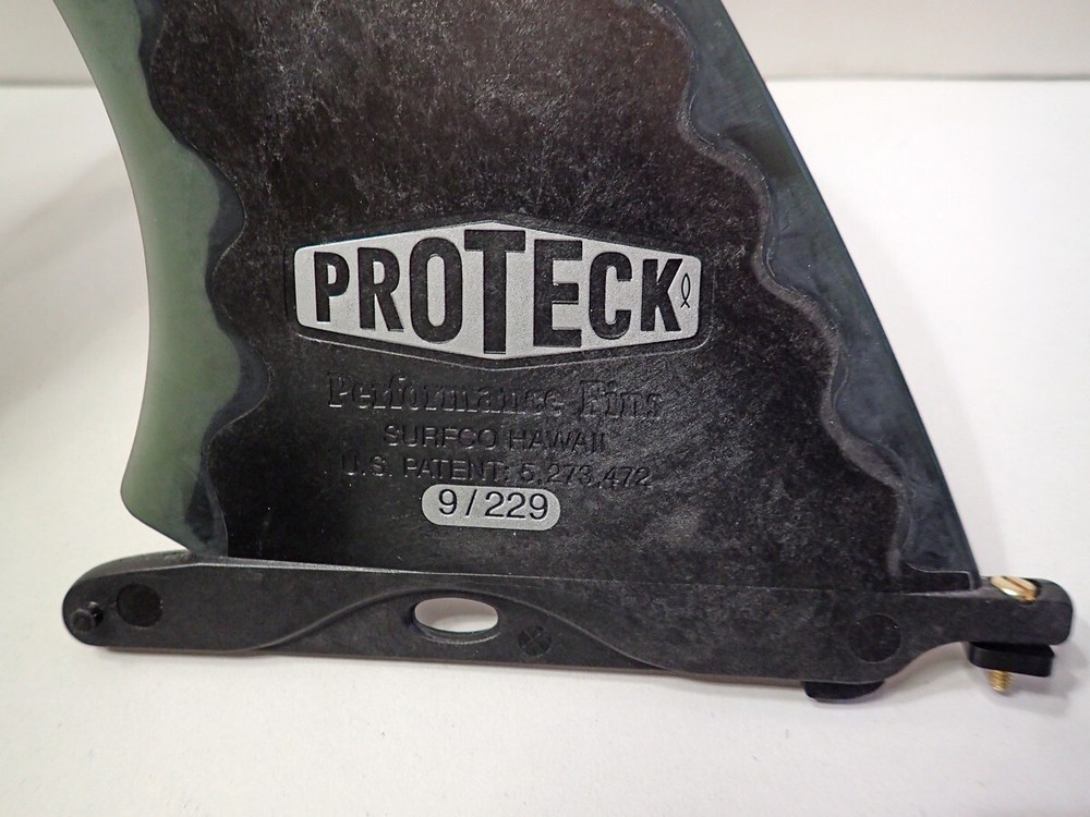 SurfCo - Pro Teck Performance Center Surfboard Fin 9"