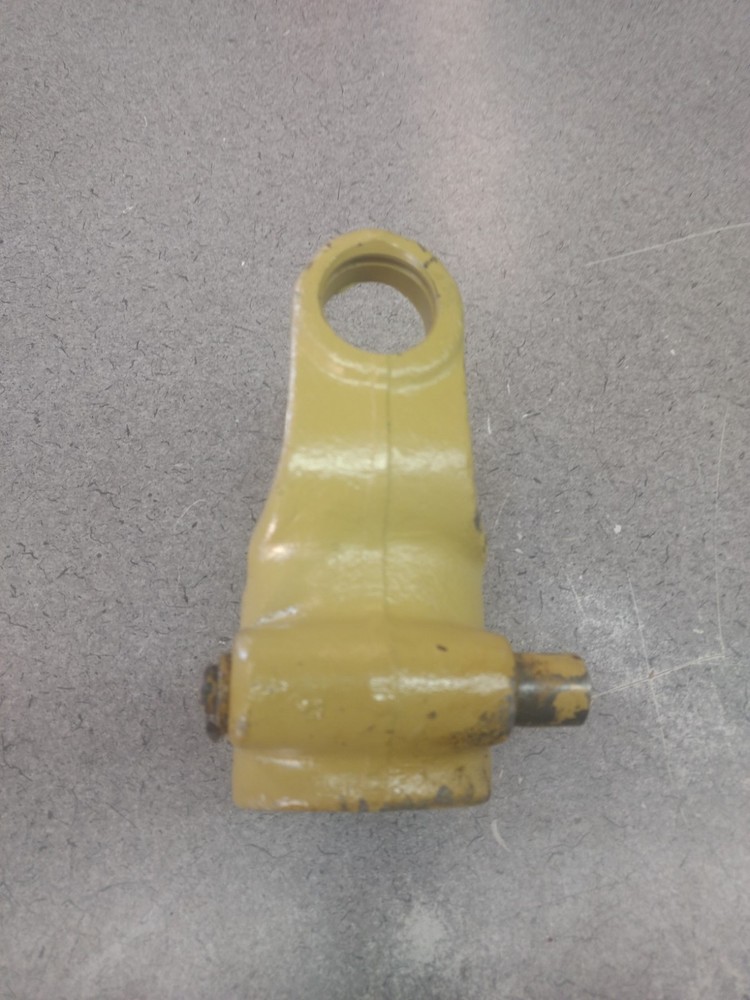 507043851 PTO YOKE