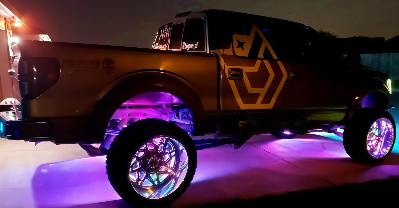 17.5" 5ROWs Brightest RGB CHASING Flow for Car Truck LED Wheel Rim Ring Lights