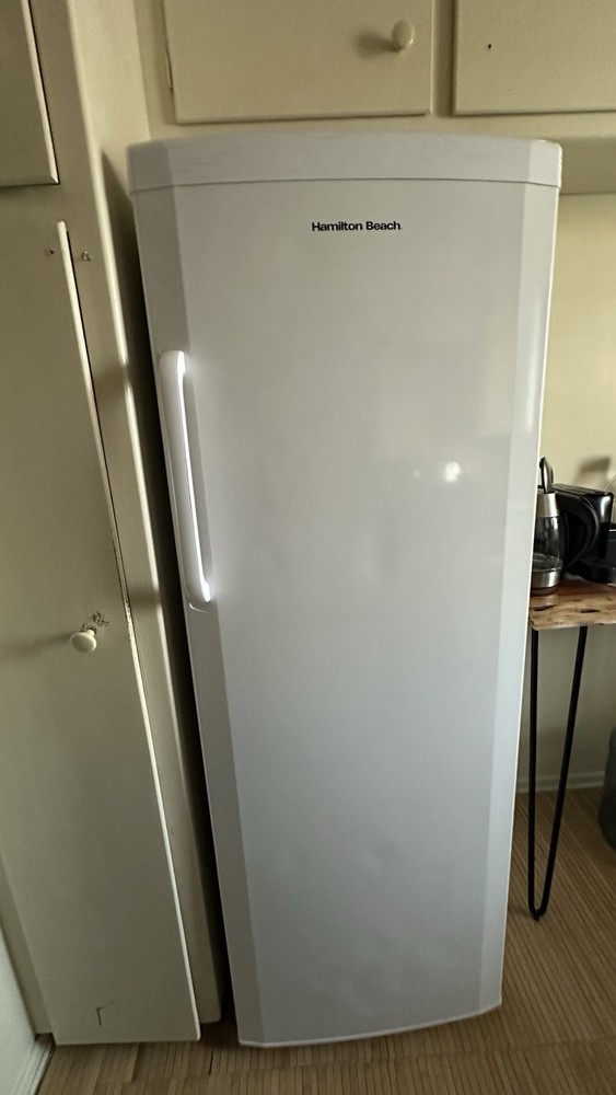 Hamilton Beach Upright Freezer