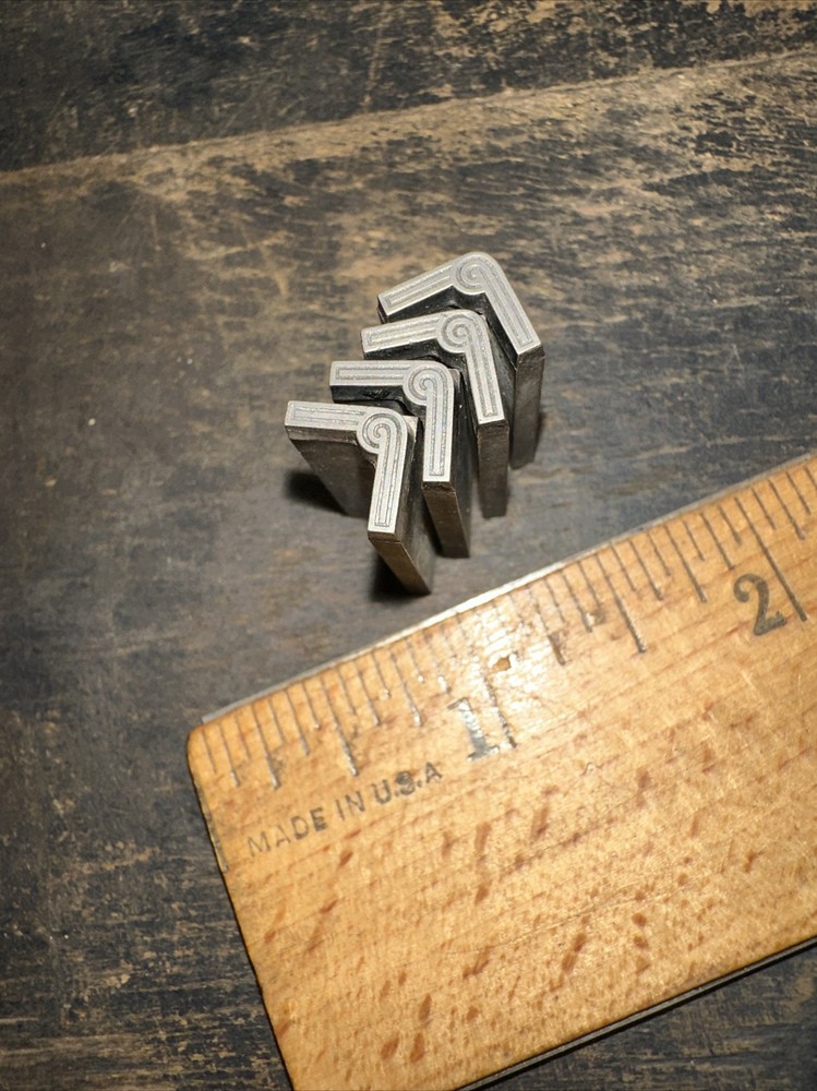 Print Blocks “ Border Frame “ Nice Image & Lines! Room For Type