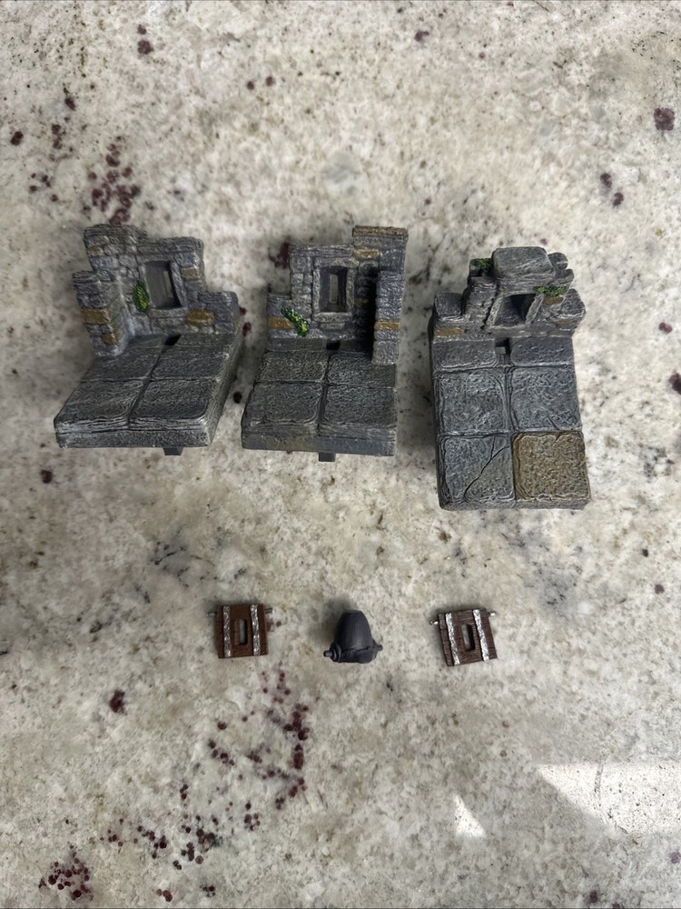 Dwarven Forge Castle Battlement Transitions, Right Left, And Straight.