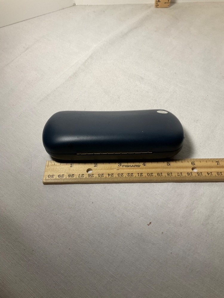 Hard shell eyeglasses case Hinged