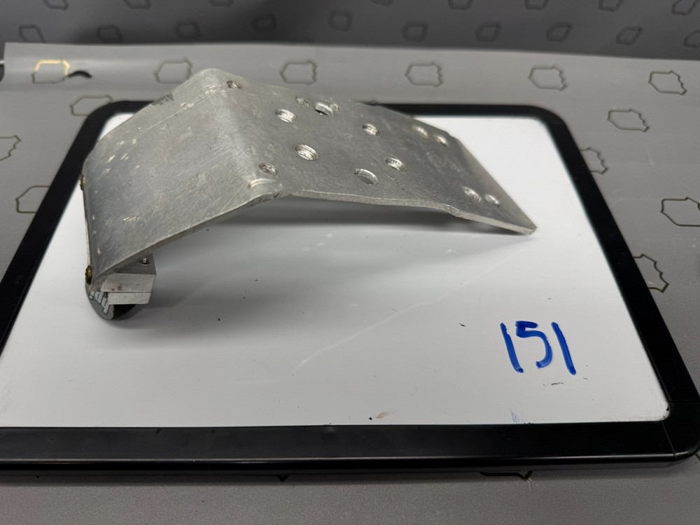 HPI Alluminum front skid plate - used