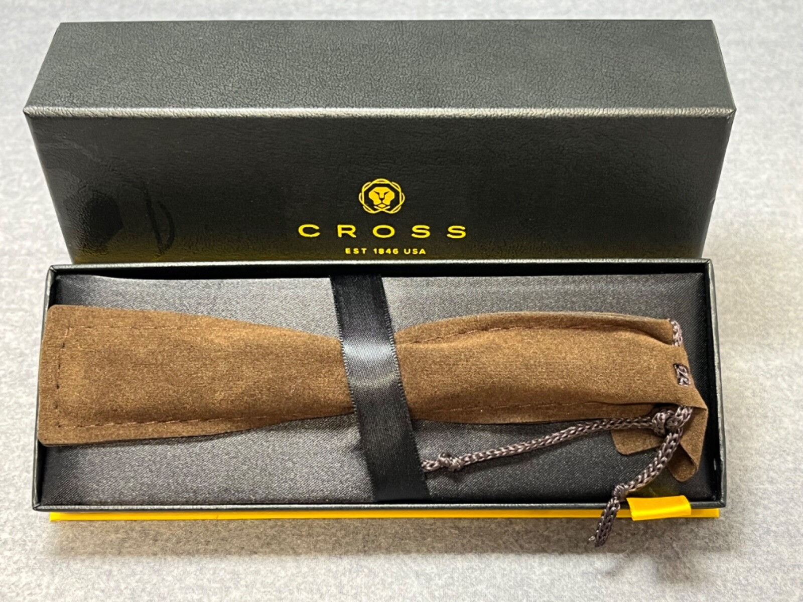 VTG Cross Radiance Blue/Black Swirl & 22K Gold Trim Ballpoint Pen + Premium Box