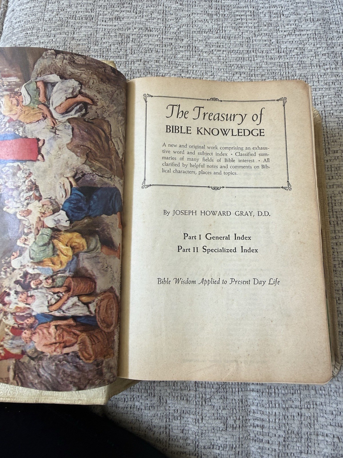 Vintage Bible Embossed Shepherd Scene Tan Gold Lettering Illustrated Maps