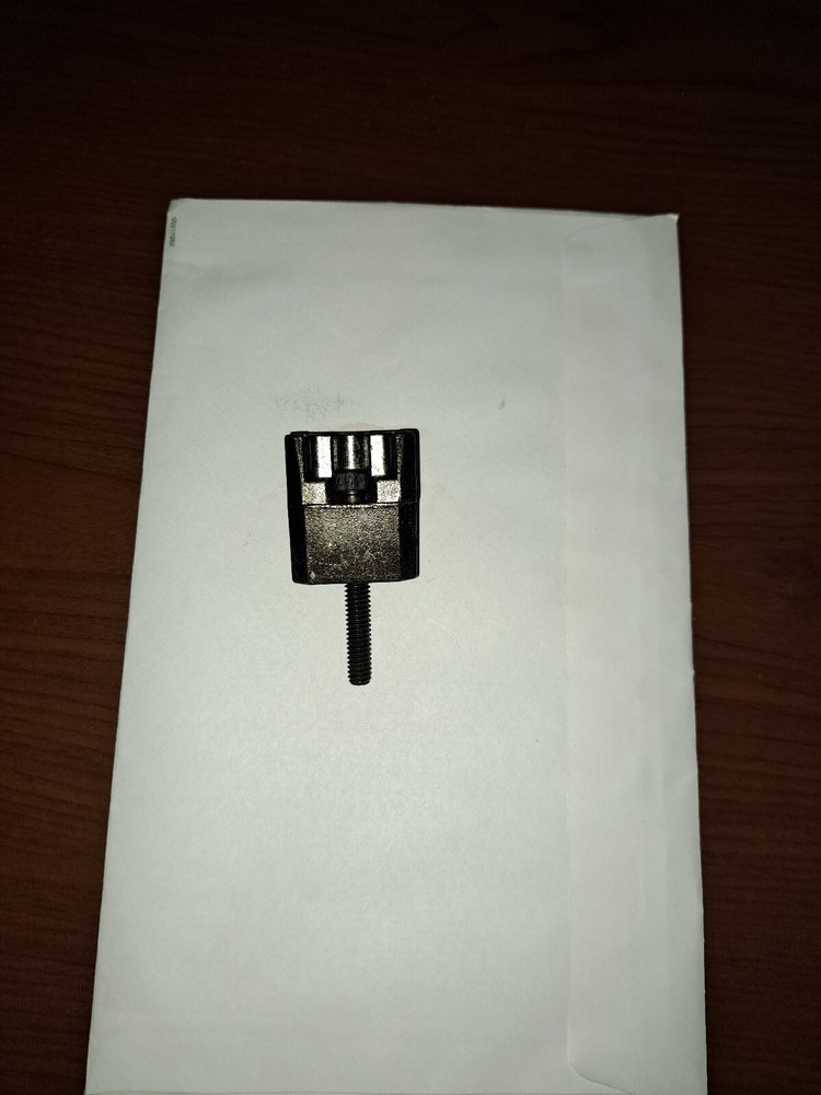 Knoll Reff PANEL System PANEL TO PANEL Connector