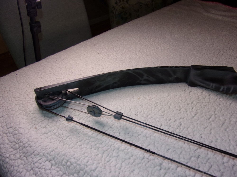 Darton Archery 60MX Compound Bow RARE
