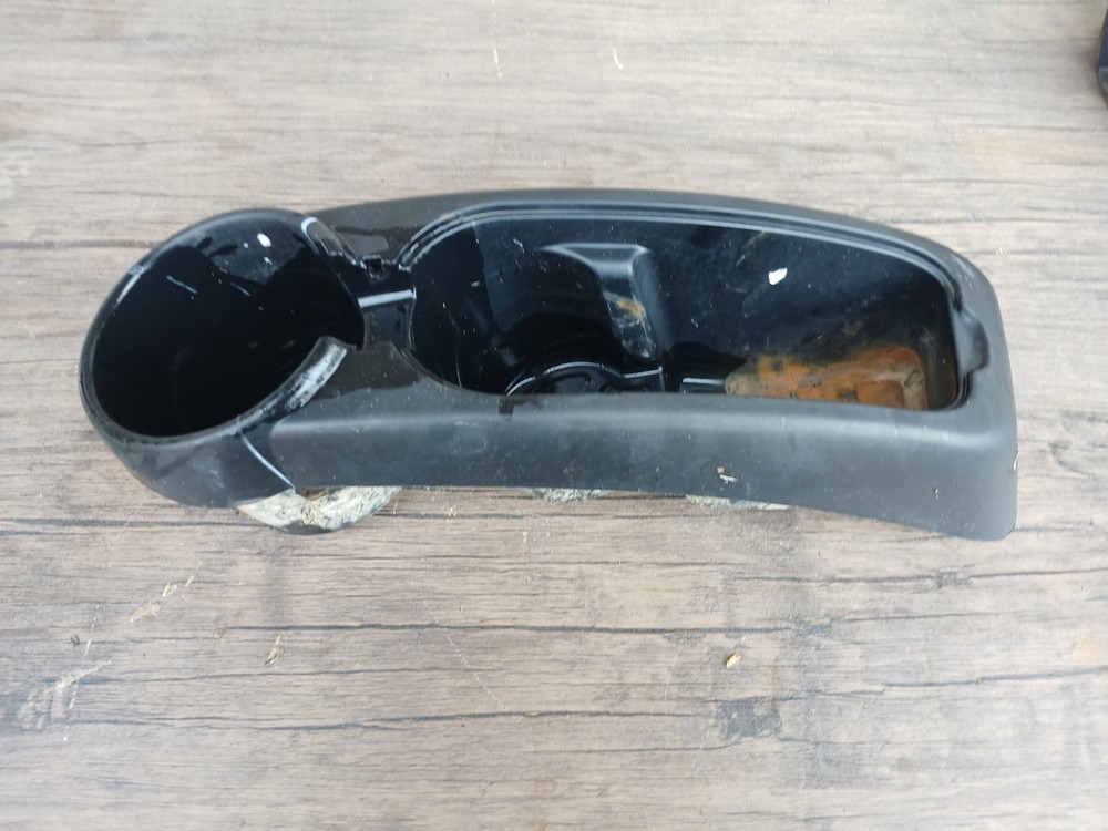 John Deere  120 Cup Holder