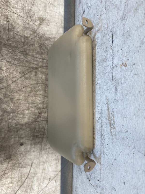 Kenworth T680 Visor (654-10843)