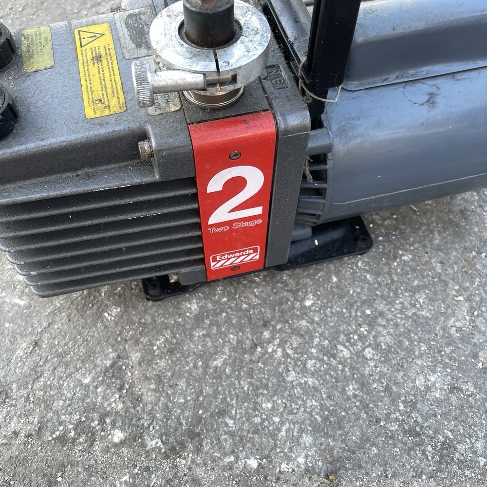 Edwards E2M2 Vacuum Pump