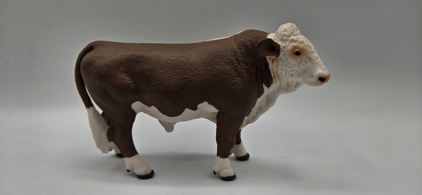 Hereford Bull Figure Toy Child   Gift Plastic Figura Toro  Juguete Niño 256