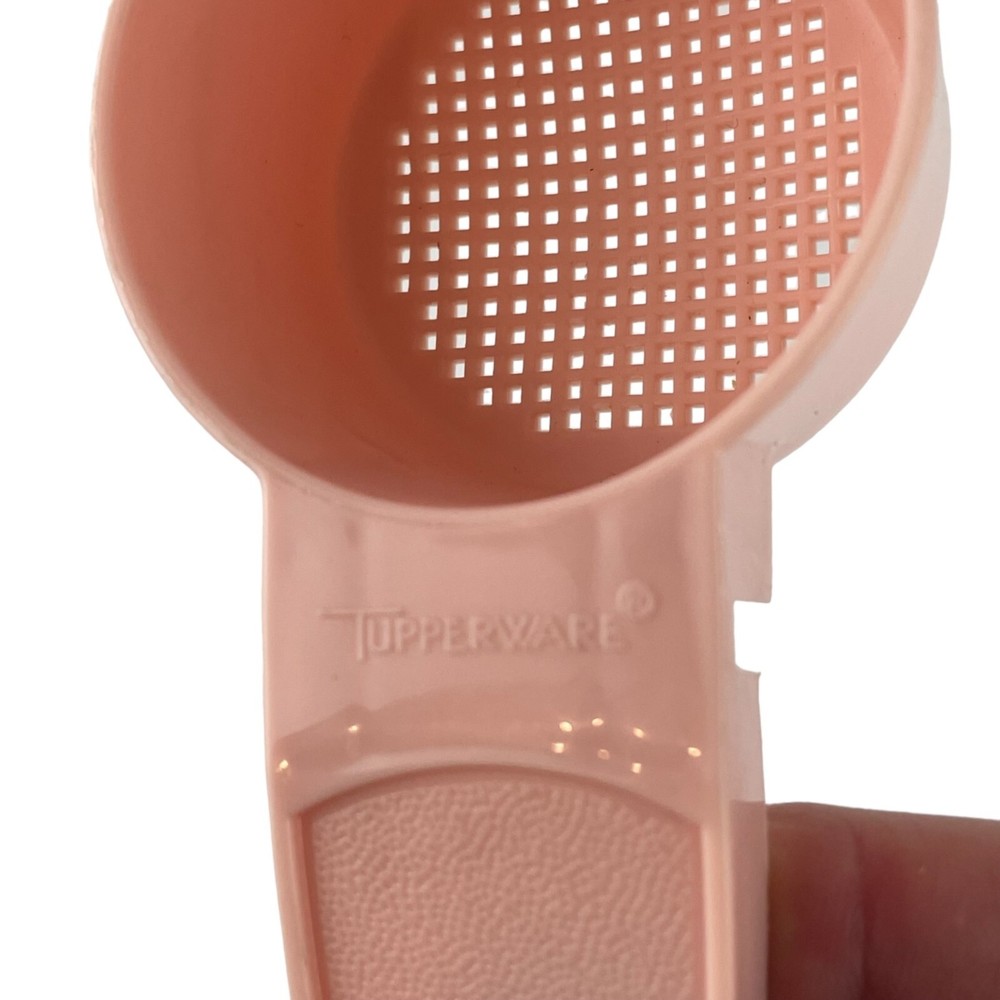 Tupperware Mini Sifter Strainer #879 Light Pink Small Tea Strainer